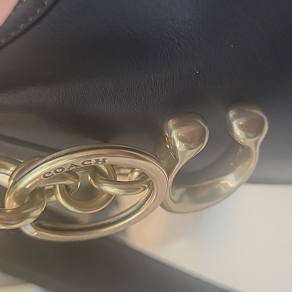 NWOT BRASS COACH C KEYCHAIN - Picture 6 of 8